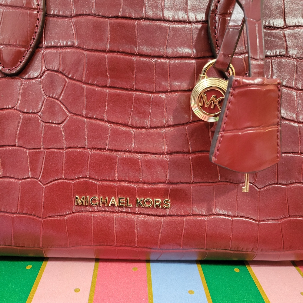 MICHAEL KORS Burgundy Crocodile-Embossed Leather Handbag Gold Hardware NWOT - Picture 4 of 16